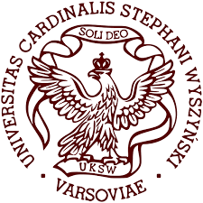 Das Logo der Cardinal Stefan Wyszynski University in Warschau.