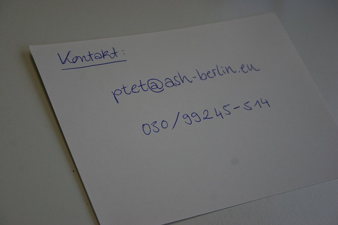 Visitenkarte mit E-mailadresse: ptet@ash-berlin.eu und Telefonnummer: 
