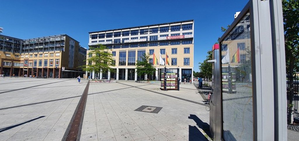 Vorplatz der ASH Berlin