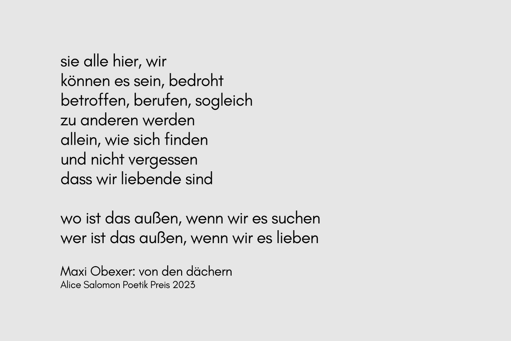 Auf dem Foto ist das Gedicht von Maxi Obexer zu sehen