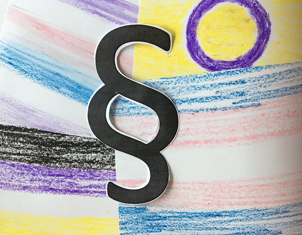 Paragraphen und Gesetze