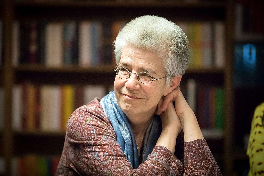 Portraitfoto von Elke Schilling