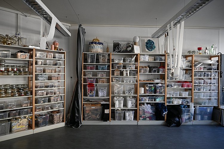 Zu sehen ist ein Teil der Materialsammlung der WÄPT.