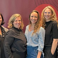 Nina Lawrenz und weitere Vorstandsmitglieder der bukof