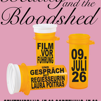 Plakat zur Veranstaltung. Auf einem rosafarbenen Hintergrund sind gelbe Pillendosen zu sehen. 