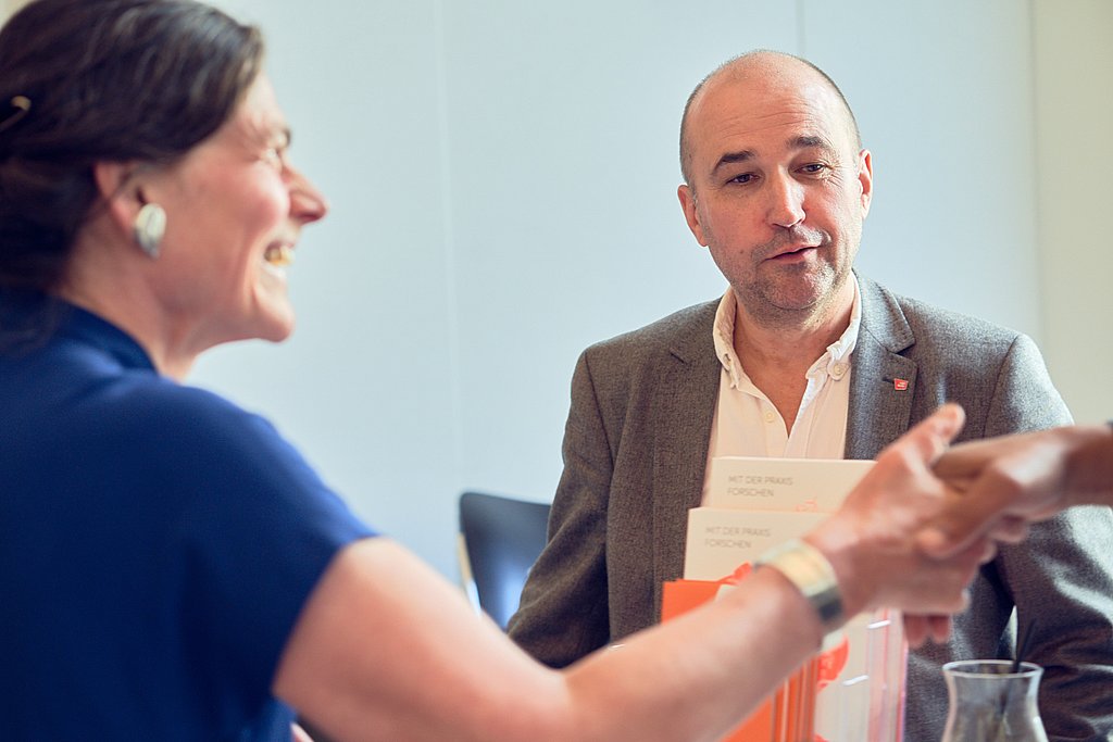 Rektorin der ASH Berlin Prof. Dr. Bettina Völter und Prorektor Prof. Dr. Olaf Neumann 