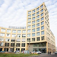 Foto von der Fassade des Neubaugebäudes der ASH Berlin