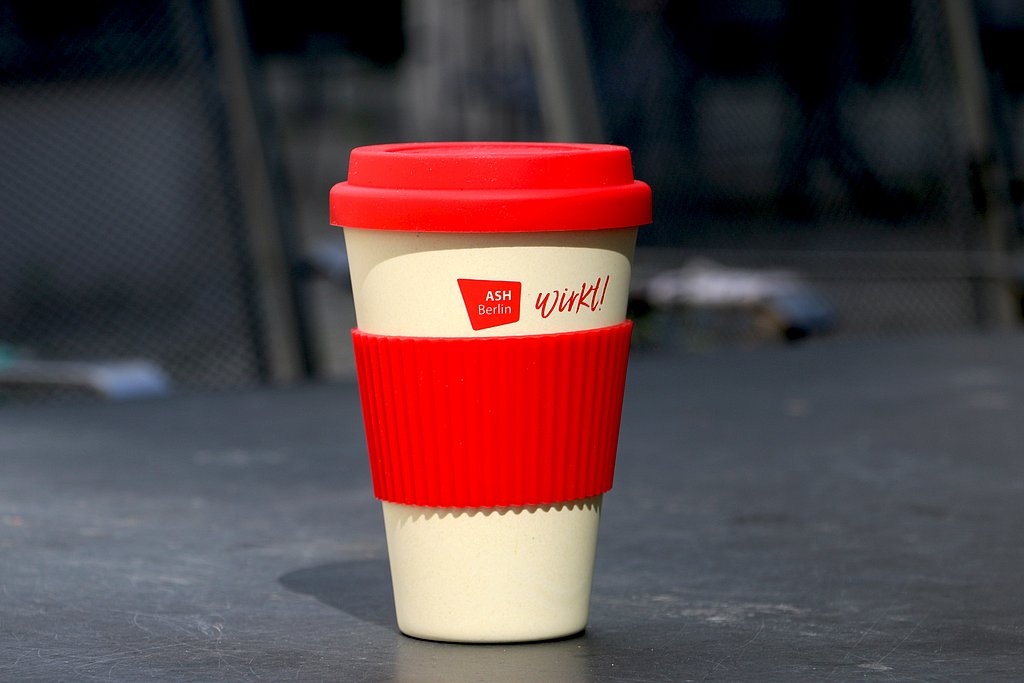 Symbolbild für den ASH togo-Becher