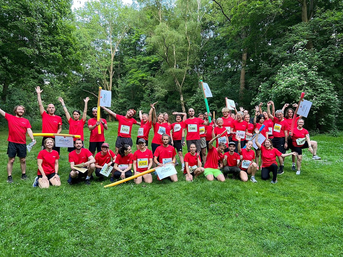 Die Alice Salomon mit ihren Teams beim Staffellauf 2025