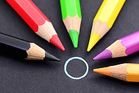 bunte Bleistifte die die Meinungsvielfalt symbolisieren